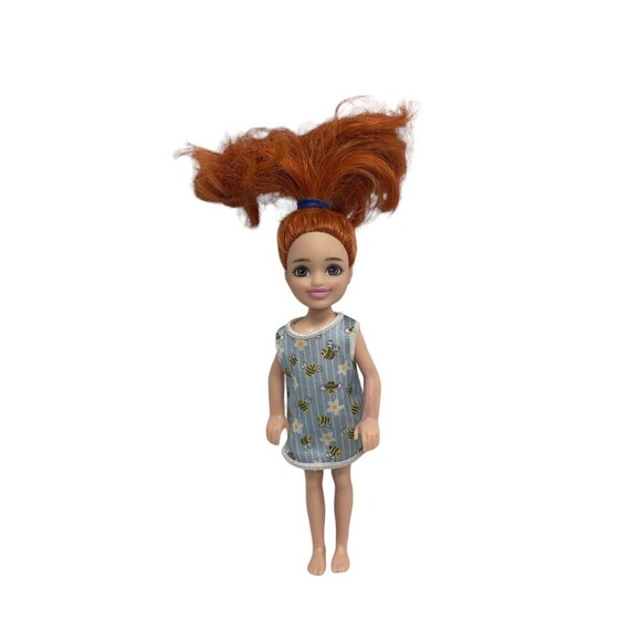 Barbie Chelsea Doll 6" Redhead With Bee Outfit Flowers - Picture 1 of 13